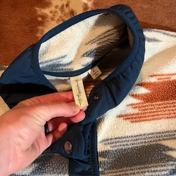 Boutique snap button western jacket 
size large 
No flaws - Picture 4 of 4